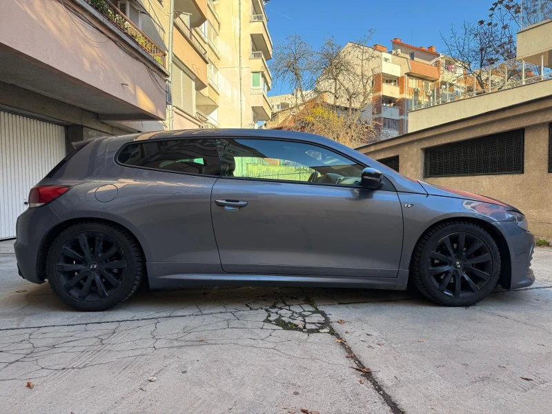 VW Scirocco 2.0 TDI, R-line пакет, Euro 5, снимка 16 - Автомобили и джипове - 52701409