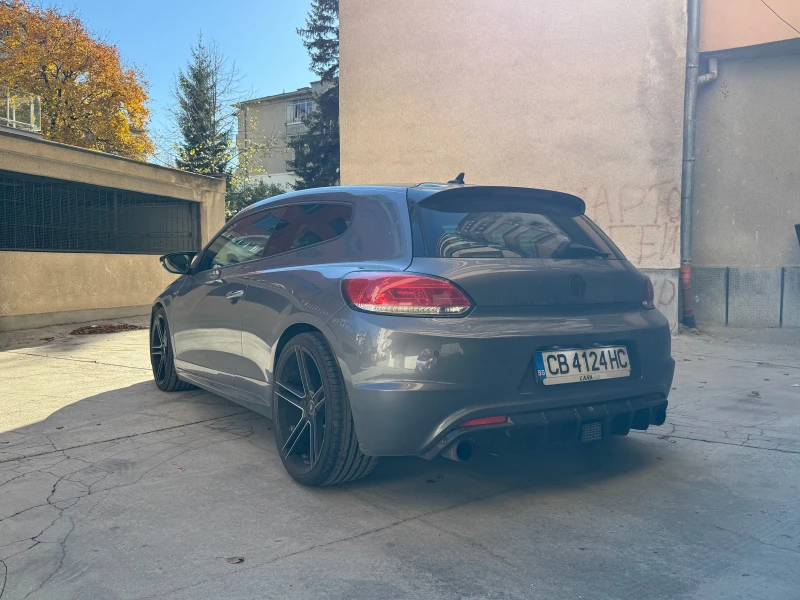 VW Scirocco 2.0 TDI, R-line пакет, Euro 5, снимка 5 - Автомобили и джипове - 52701409