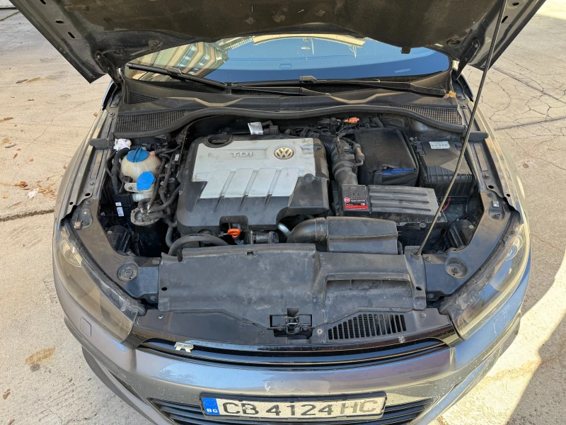 VW Scirocco 2.0 TDI, R-line пакет, Euro 5, снимка 14 - Автомобили и джипове - 52701409