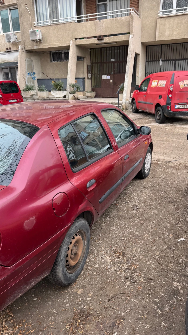 Renault Symbol, снимка 3 - Автомобили и джипове - 53218931