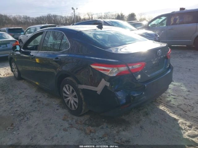 Toyota Camry LE HYBRID - изображение 8