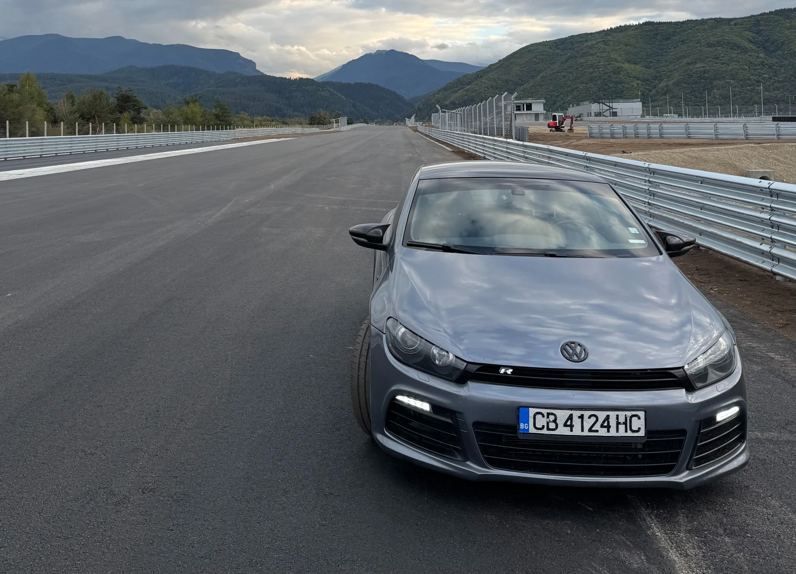 VW Scirocco 2.0 TDI, R-line пакет, Euro 5, снимка 1