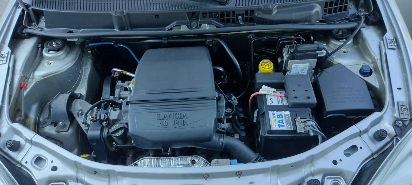 Lancia Ypsilon 1,2i 60ps KLIMA | Mobile.bg   11