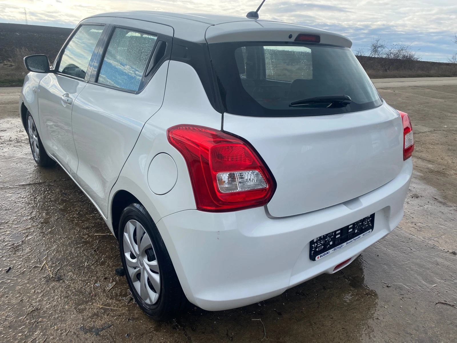 Suzuki Swift 1.2i - изображение 6