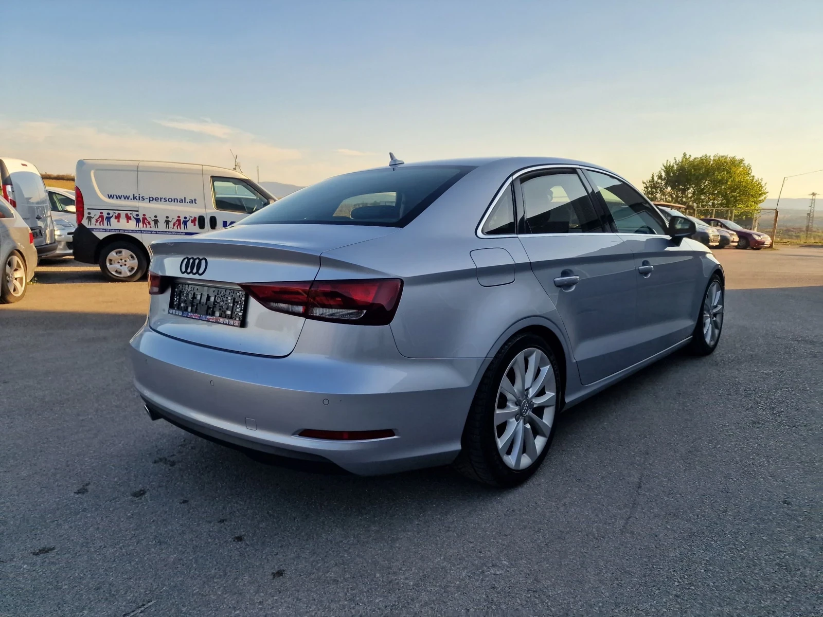 Audi A3 1, 6TDI АВТОМАТ-СЕДАН - изображение 6