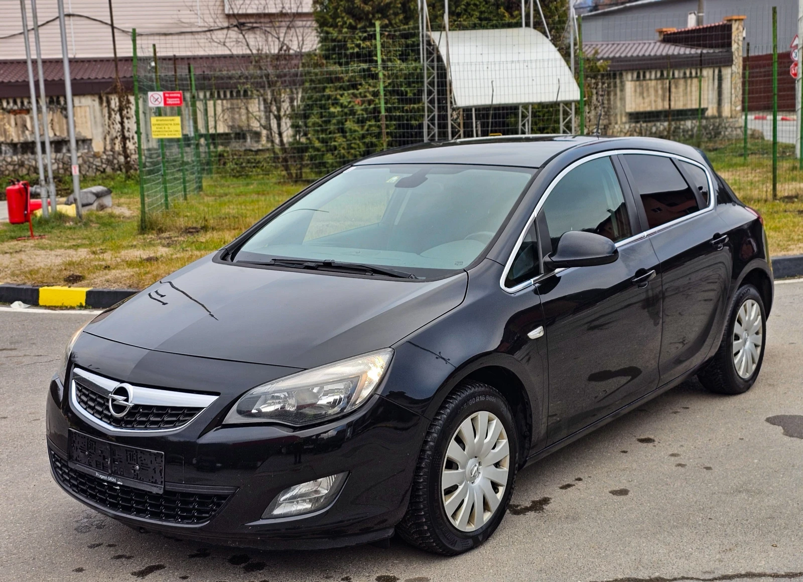 Opel Astra 1.7CDTI 110hp Euro5 - изображение 2