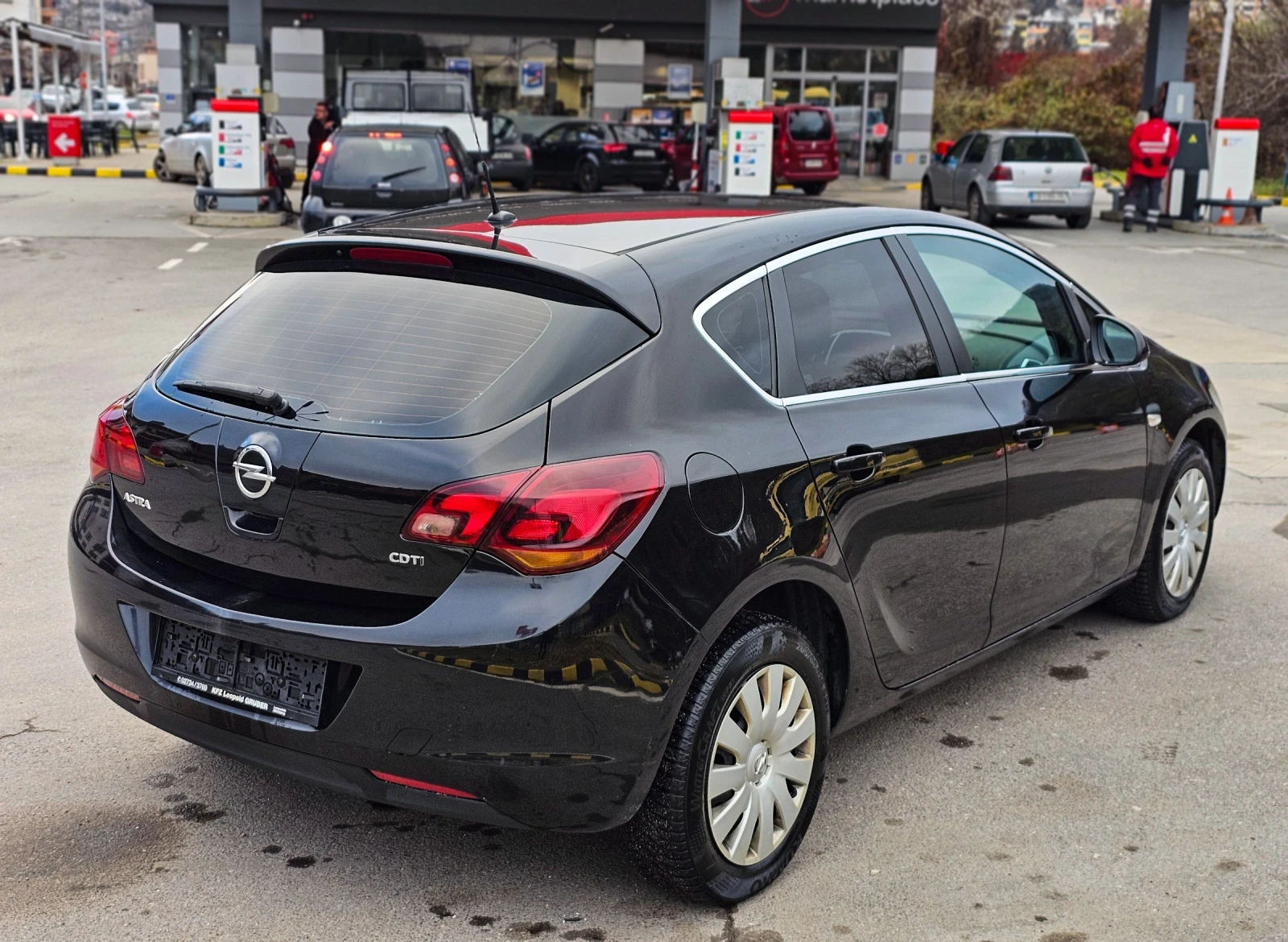 Opel Astra 1.7CDTI 110hp Euro5 - изображение 5