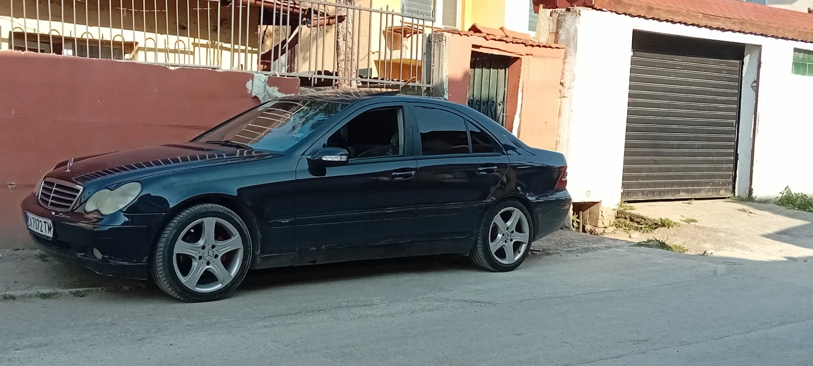 Mercedes-Benz C 220  - изображение 8