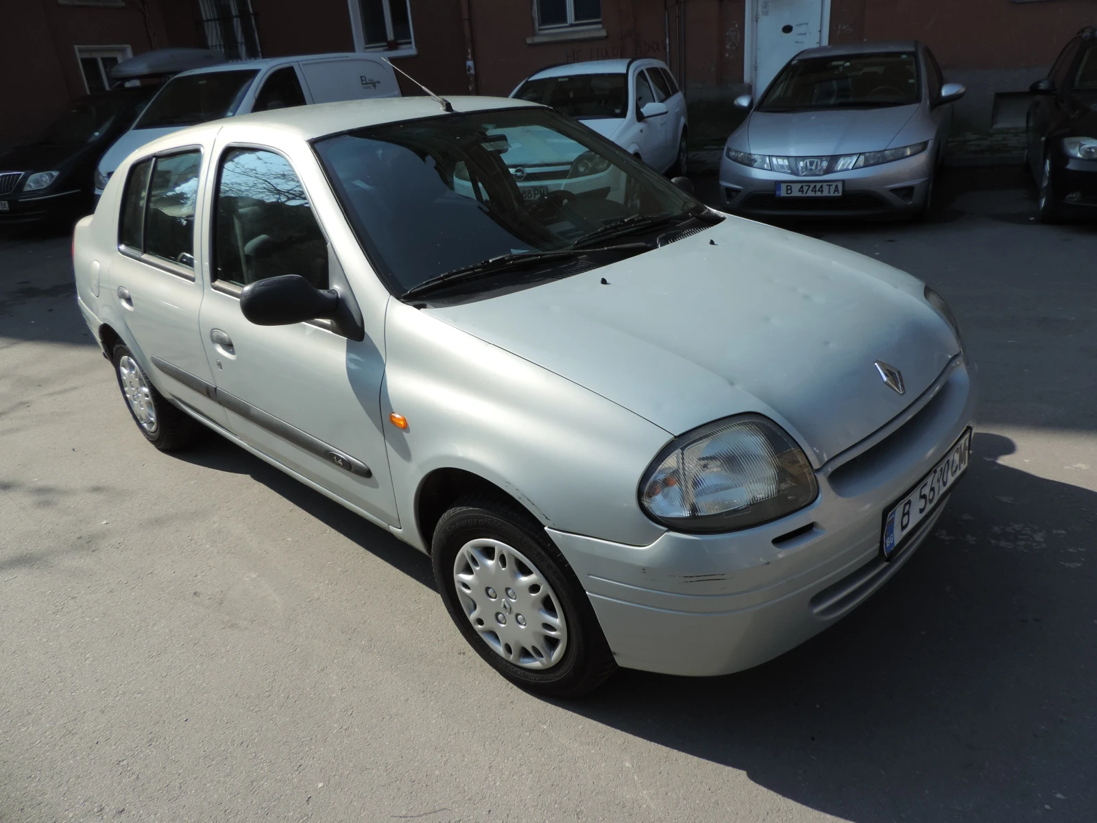 Renault Symbol 1, 4 - изображение 8