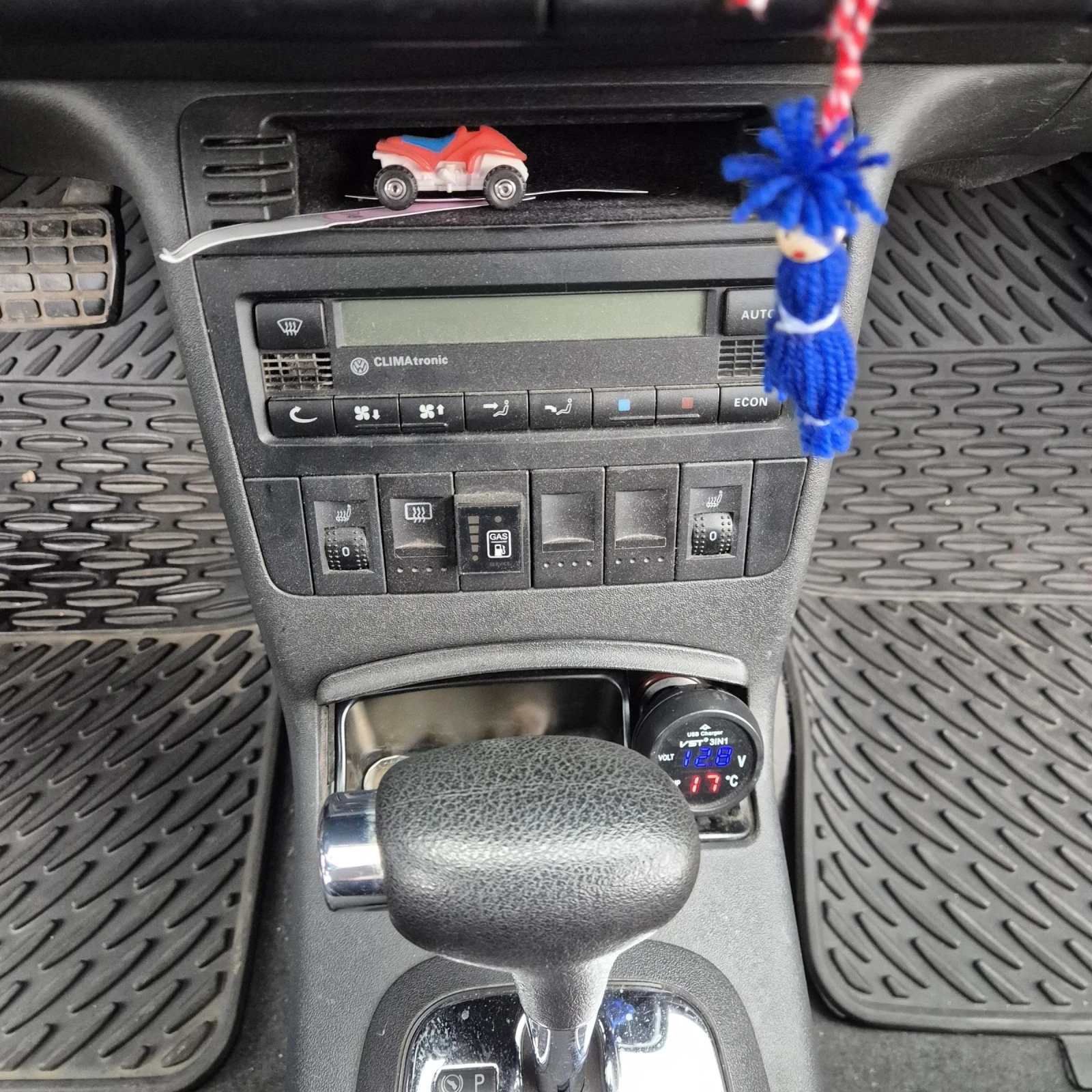 VW Polo  - изображение 10