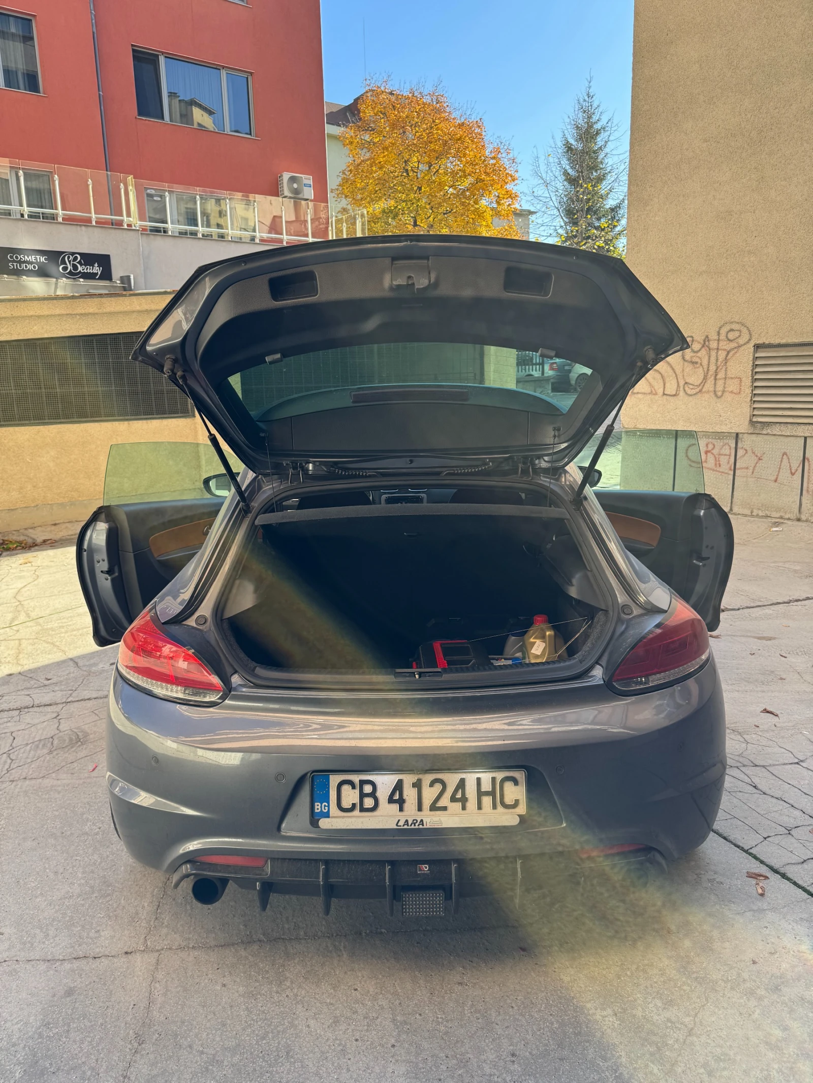 VW Scirocco 2.0 TDI, R-line , Euro 5 | Mobile.bg   7