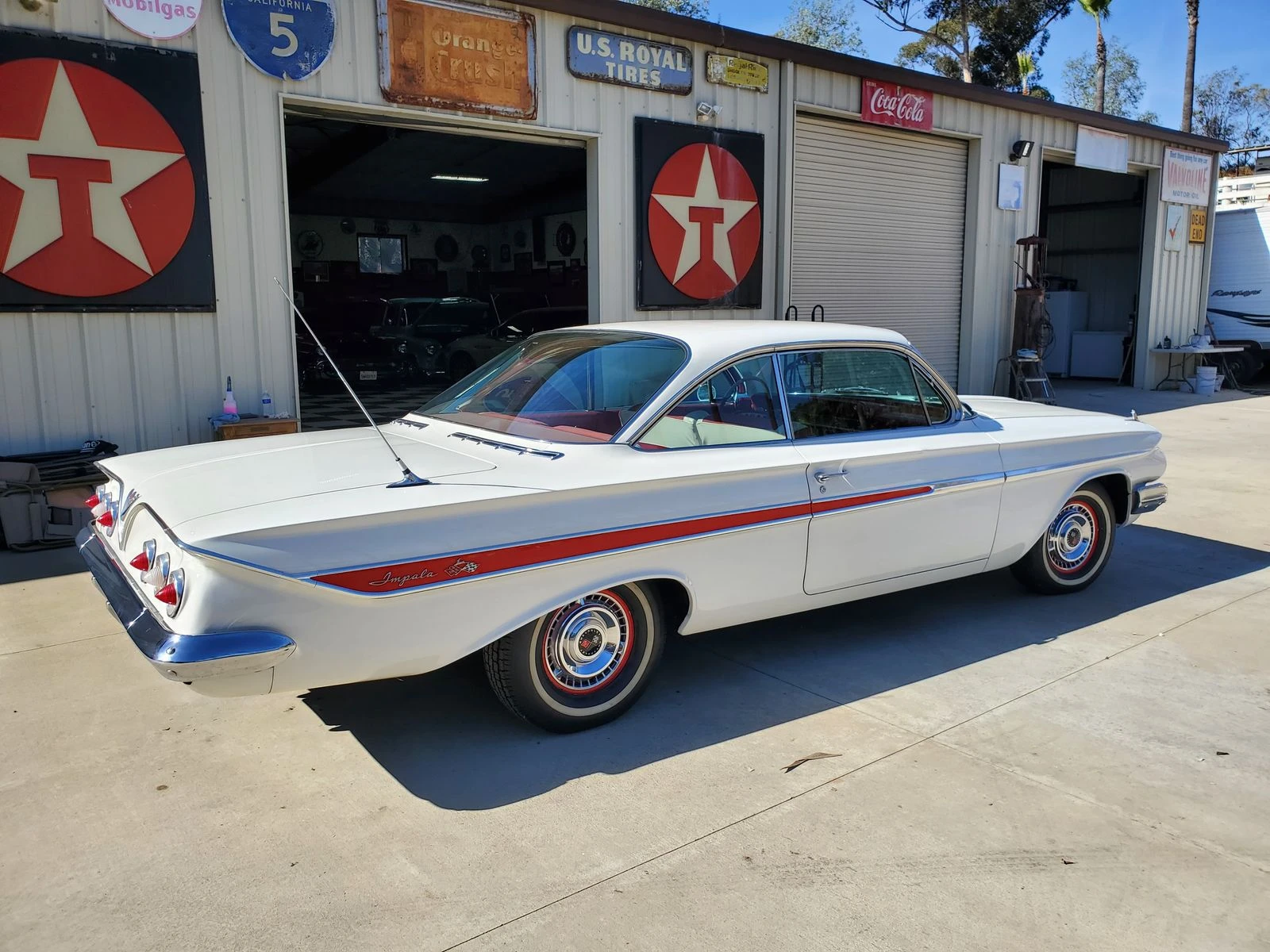 Chevrolet Impala, снимка 4 - Автомобили и джипове - 53924624