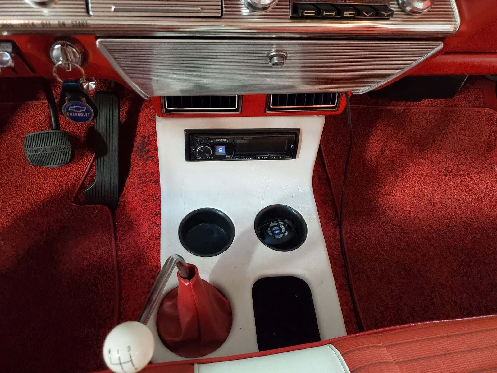 Chevrolet Impala, снимка 16 - Автомобили и джипове - 53924624