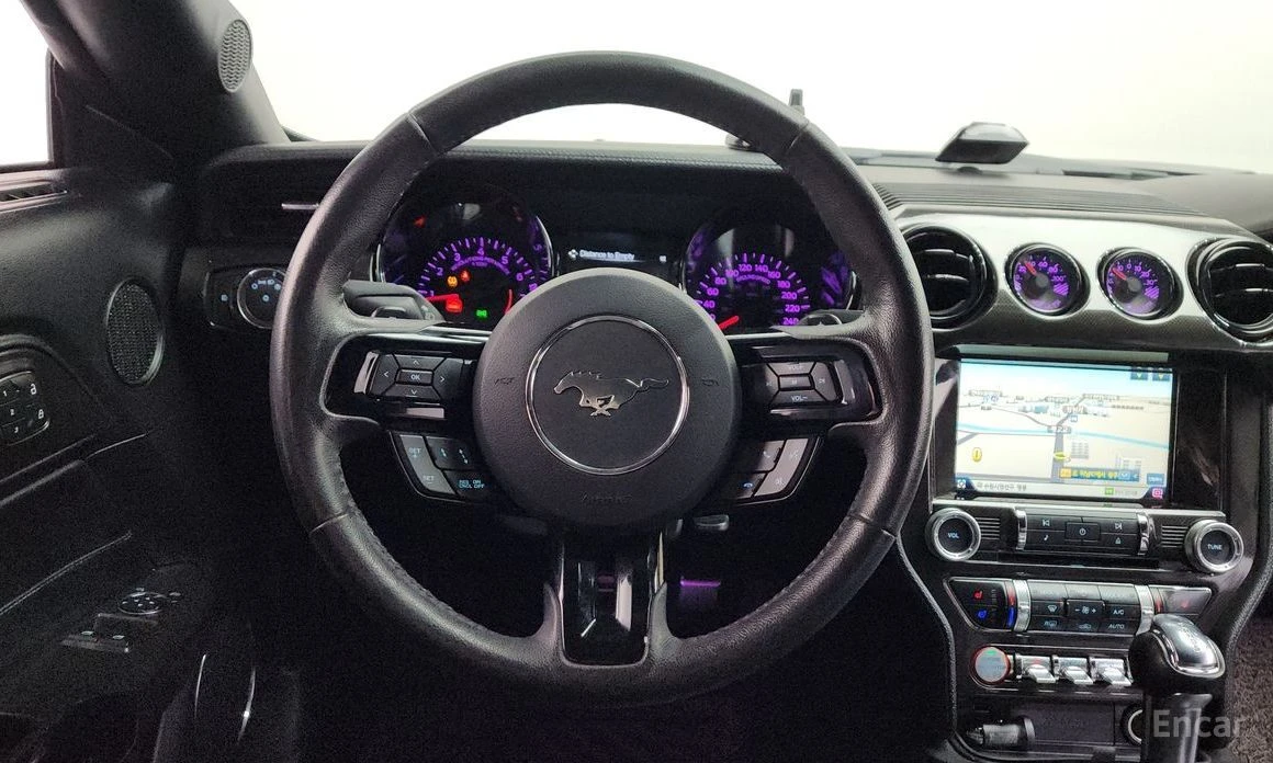 Ford Mustang, снимка 13 - Автомобили и джипове - 54064285