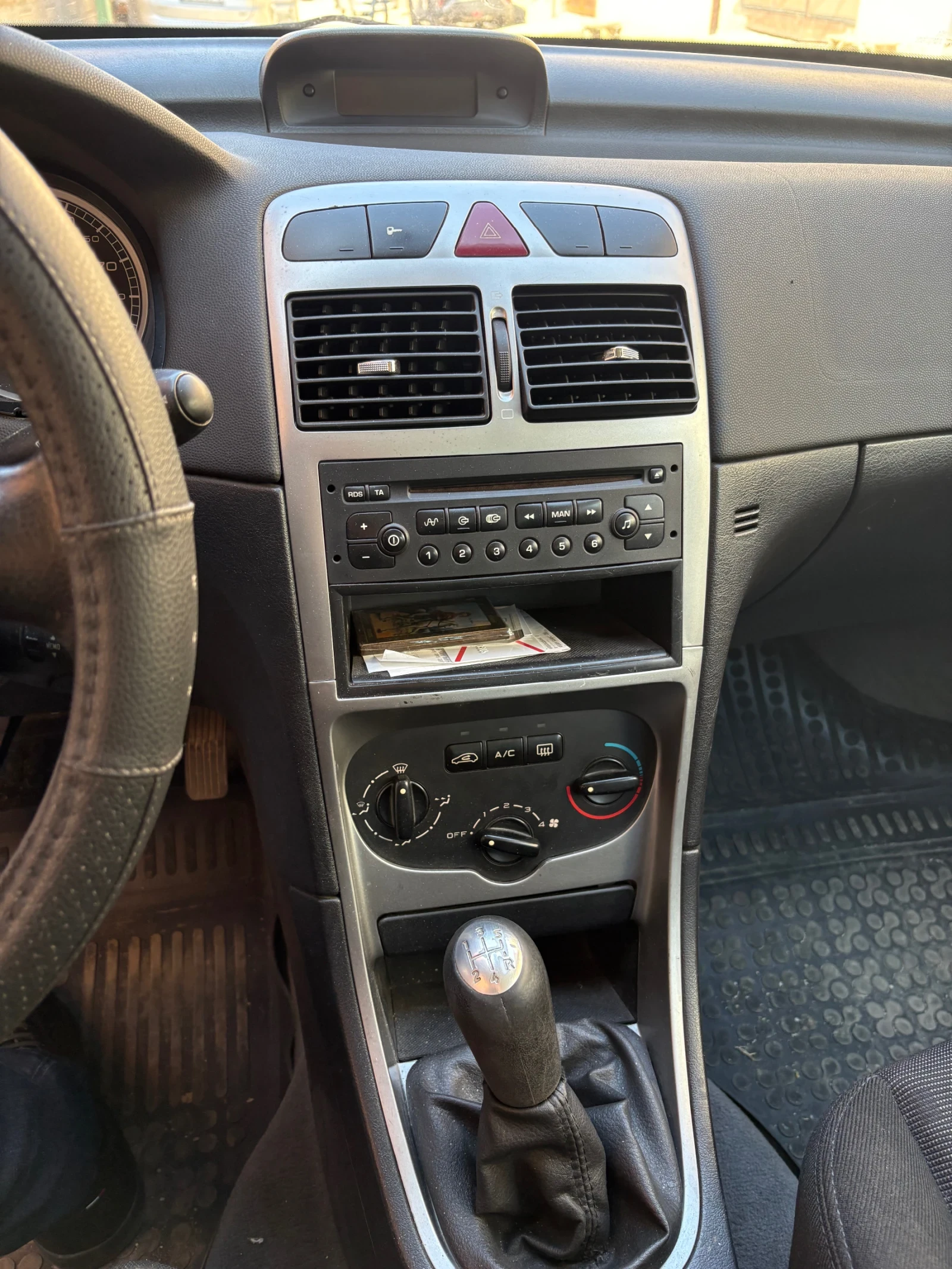 Peugeot 307 2.0 HDI SW, снимка 7 - Автомобили и джипове - 54171947