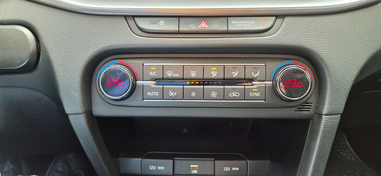 Kia Ceed 70 хил км., снимка 14 - Автомобили и джипове - 54219380