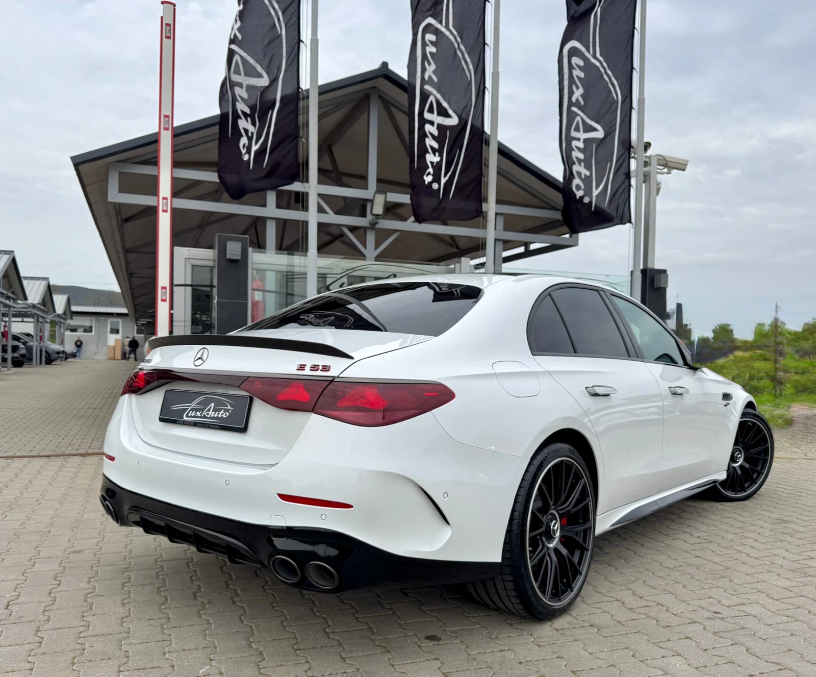 Mercedes-Benz E 53 AMG DESIGNO#DIGITAL#HYPER#PANORAMA#CARBON#360* CAM | Mobile.bg � ����������� 3