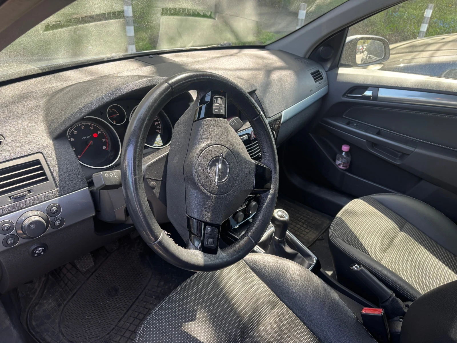 Opel Astra 1.6, снимка 9 - Автомобили и джипове - 54233180