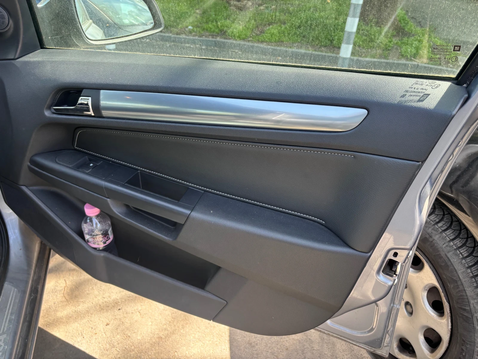 Opel Astra 1.6, снимка 16 - Автомобили и джипове - 54233180