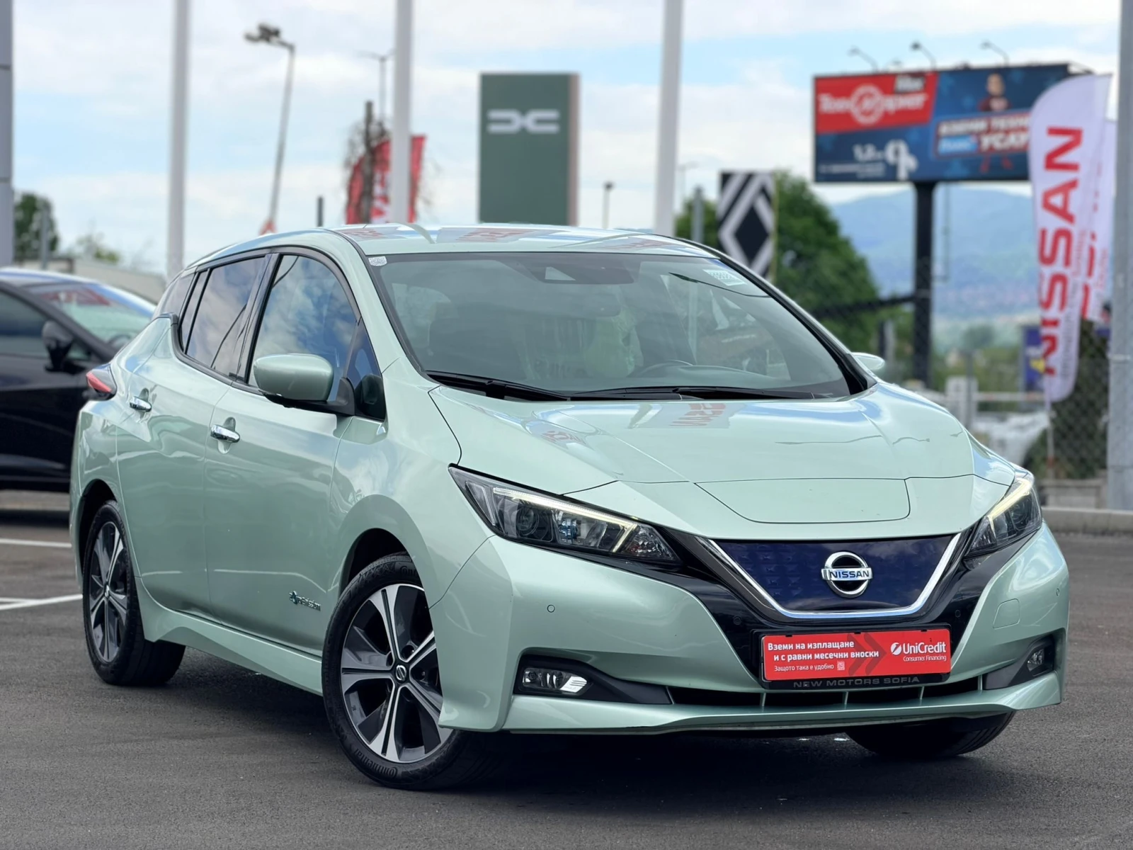 Nissan Leaf  Лизинг през Уникредит по230 евро, снимка 3 - Автомобили и джипове - 54293380