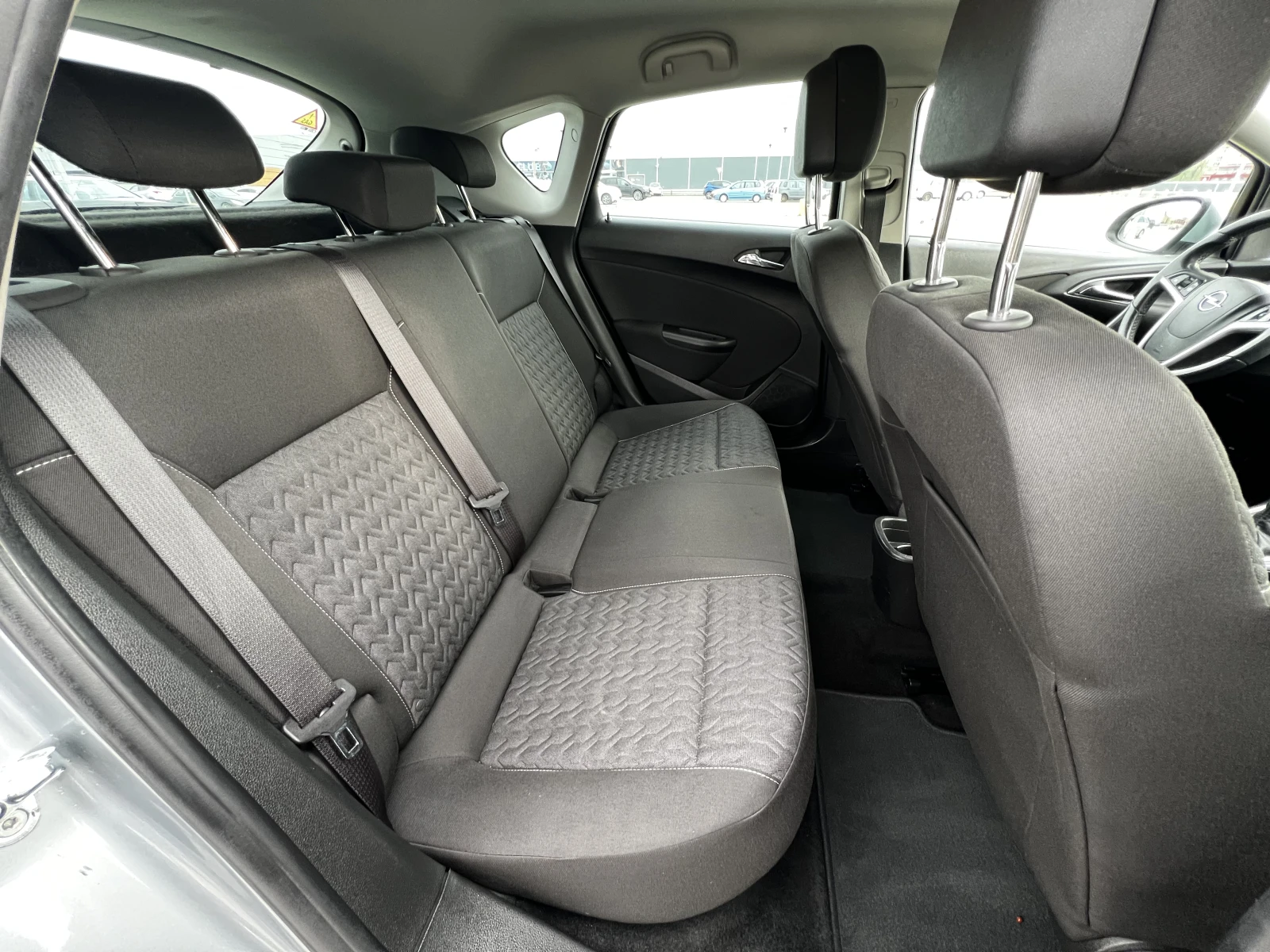 Opel Astra J �������� ��� | Mobile.bg � ����������� 11