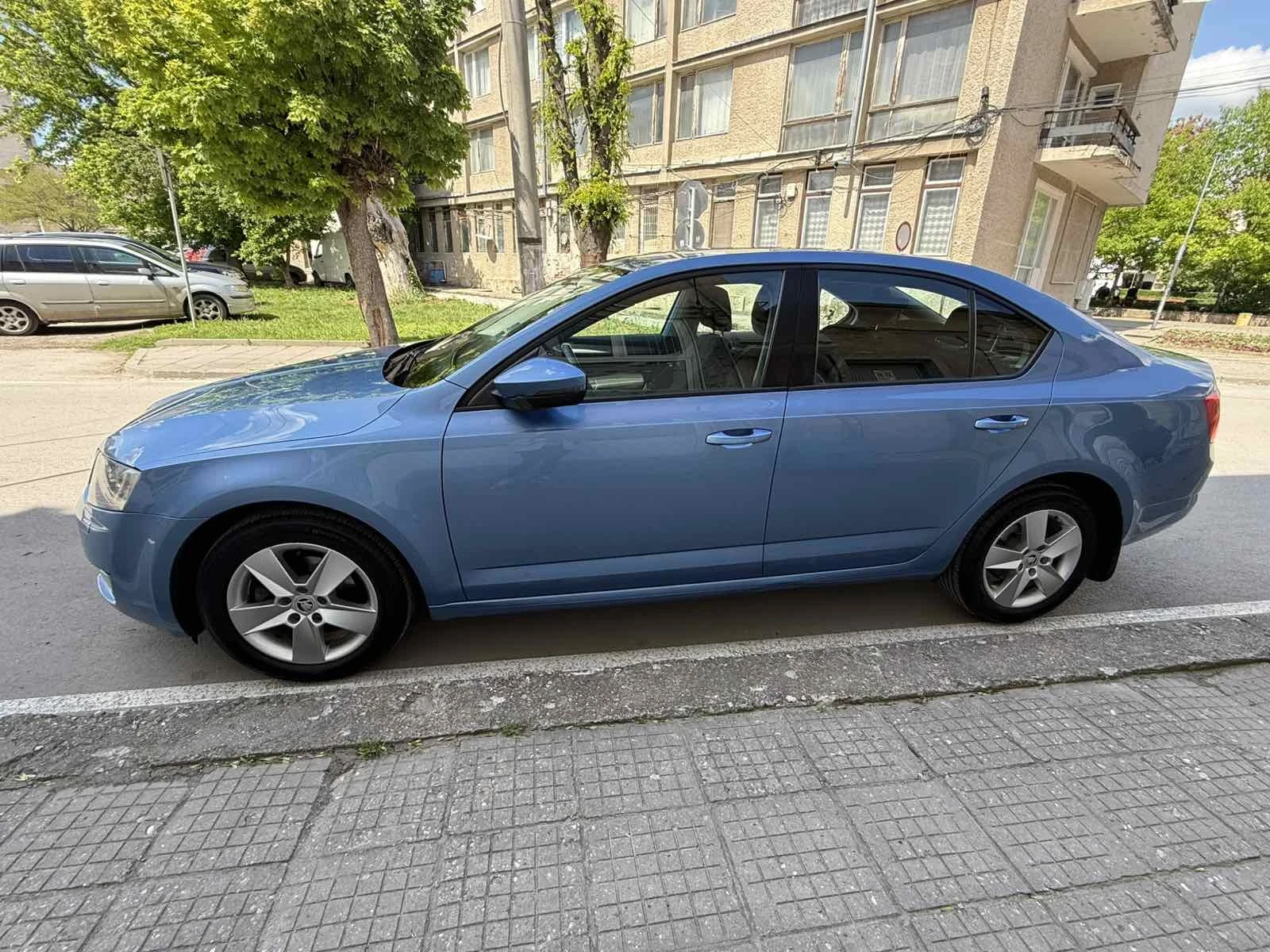 Skoda Octavia, снимка 2 - Автомобили и джипове - 54596870