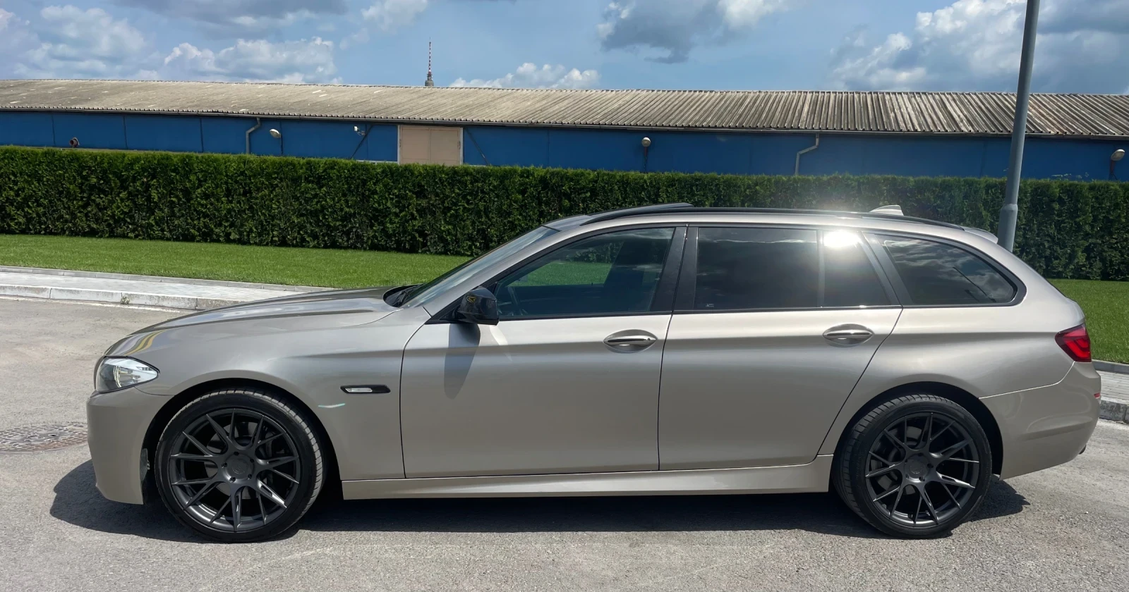 BMW 530 F11 530D/Панорама/SAT, снимка 7 - Автомобили и джипове - 54669003