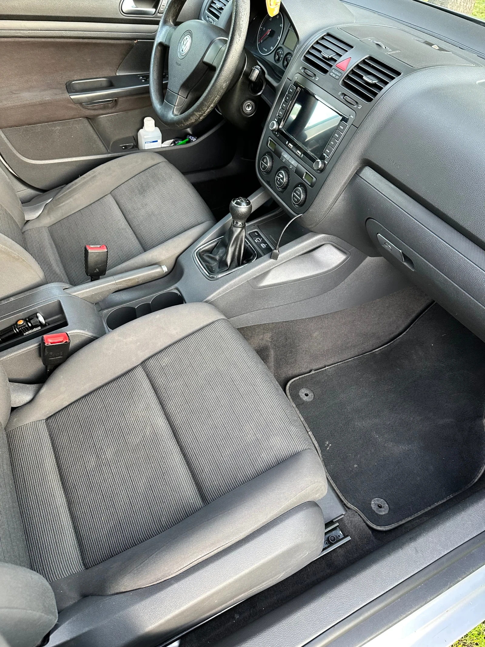 VW Golf Голф 5 1.9 тди 105 коня, снимка 12 - Автомобили и джипове - 54700069