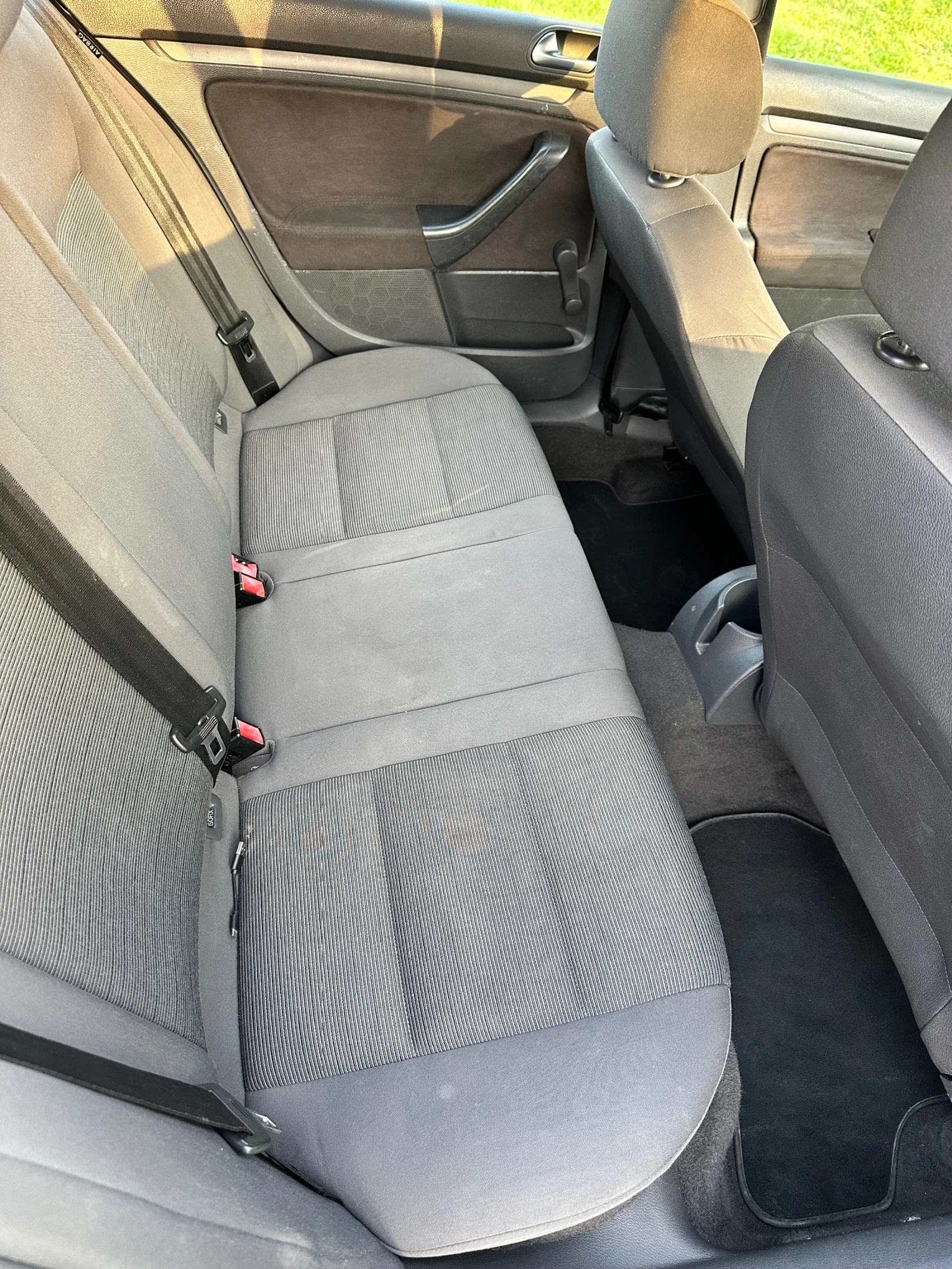 VW Golf Голф 5 1.9 тди 105 коня, снимка 9 - Автомобили и джипове - 54700069
