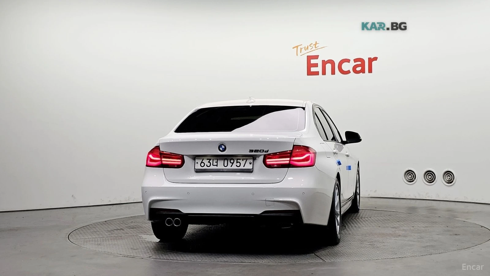 BMW 320 ED EDITION* КОЖА* НАВИ* ПАНО* ОБДУХВ, снимка 4 - Автомобили и джипове - 55037815