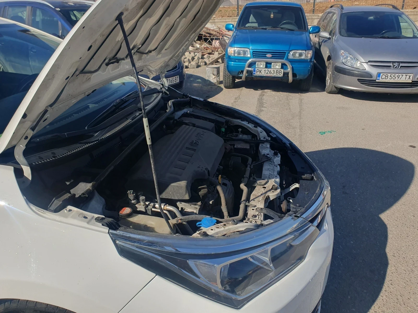 Toyota Corolla nmtbt3je30r040418, снимка 2 - Автомобили и джипове - 55134641