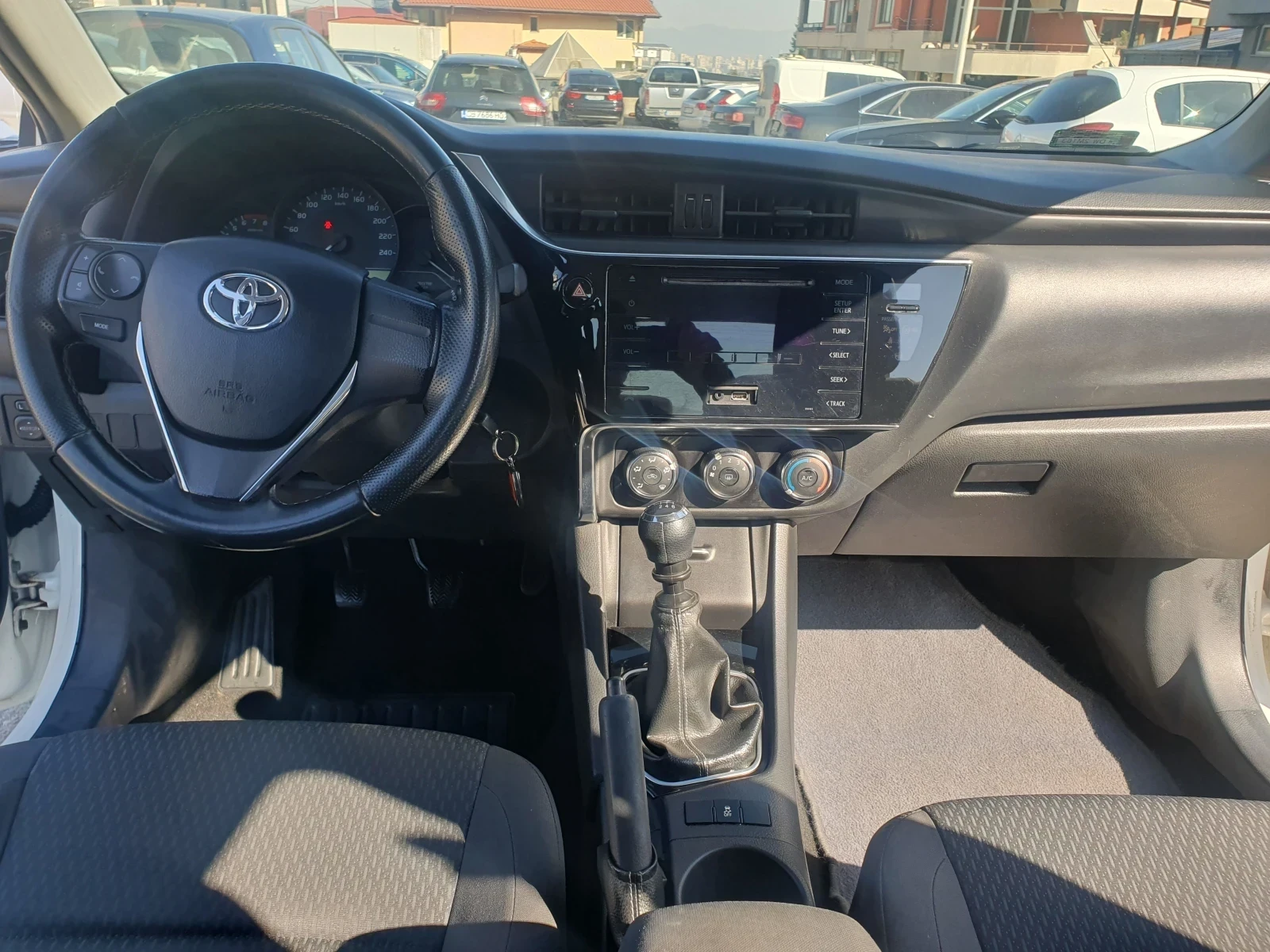 Toyota Corolla nmtbt3je30r040418, снимка 4 - Автомобили и джипове - 55134641
