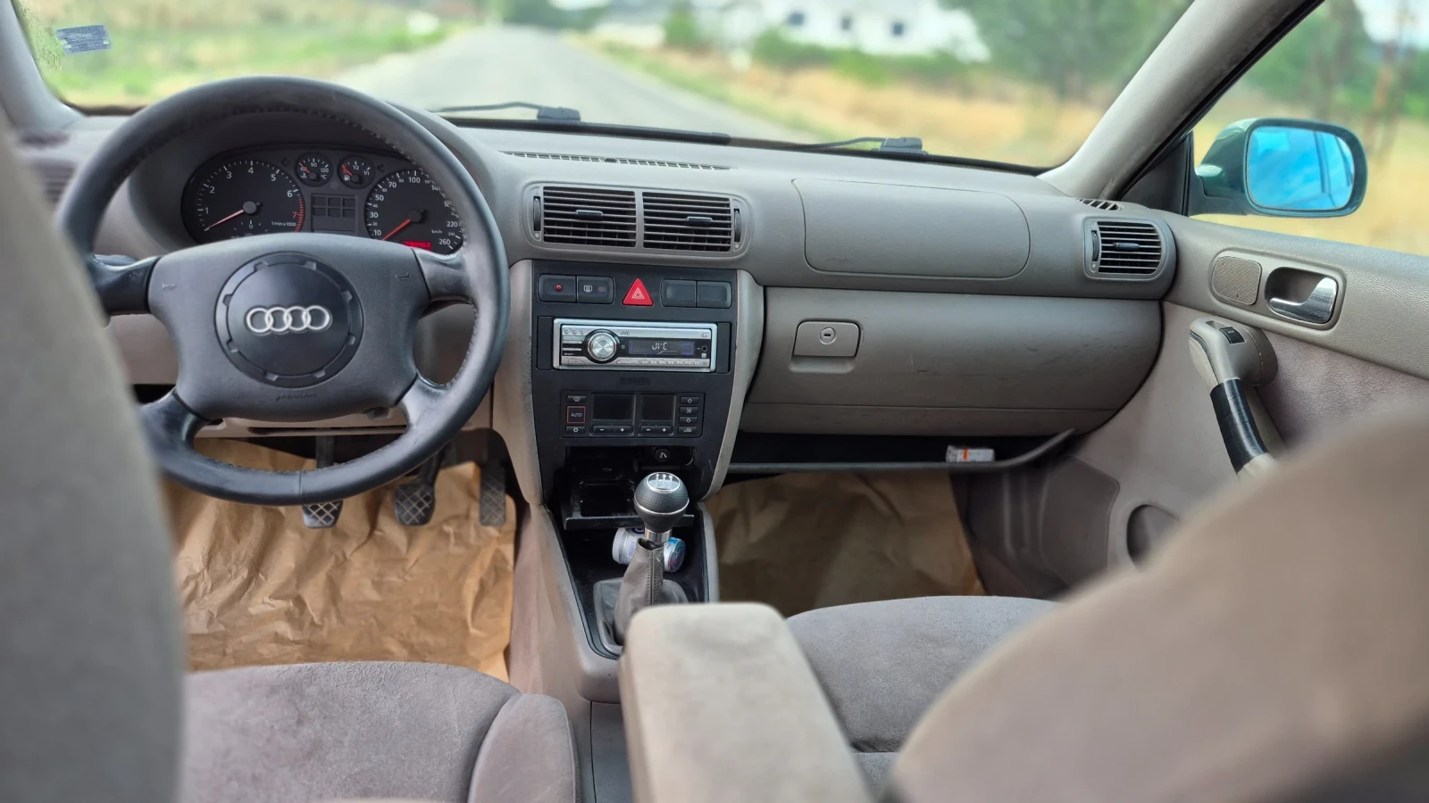 Audi A3 1.8I 125 Газ/Клима* * , снимка 12 - Автомобили и джипове - 55224666