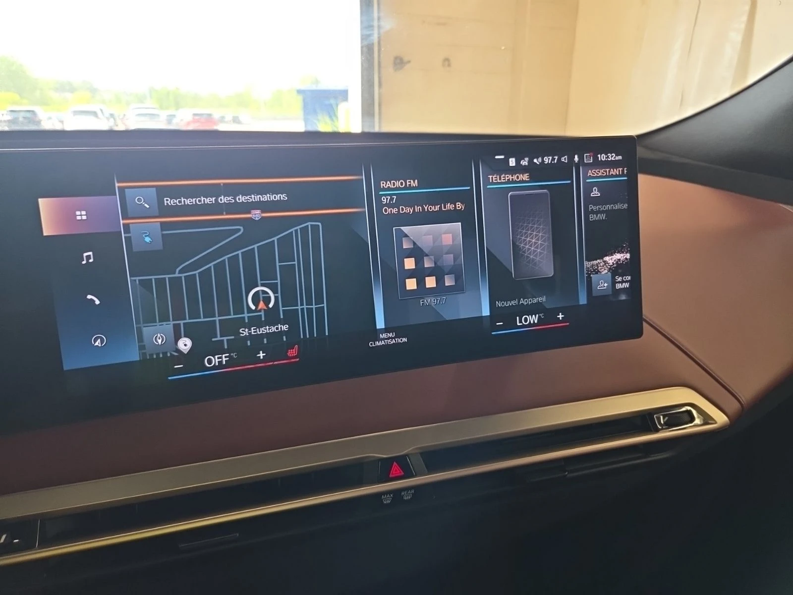 BMW iX M-pkg| Distronic| H/K| Soft-Close| HUD| Massage, снимка 11 - Автомобили и джипове - 55232688