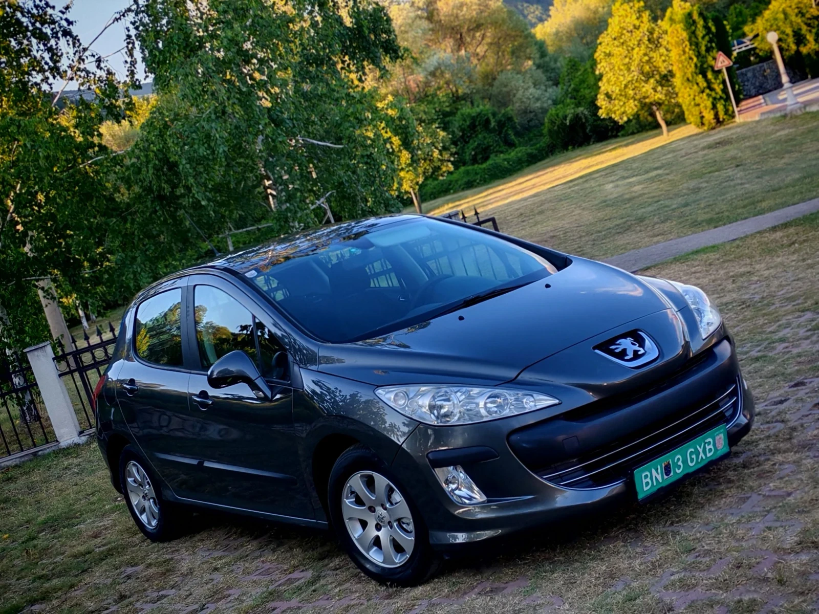 Peugeot 308 1.6HDI(109)* КЛИМАТИК* НОВ ВНОС* 