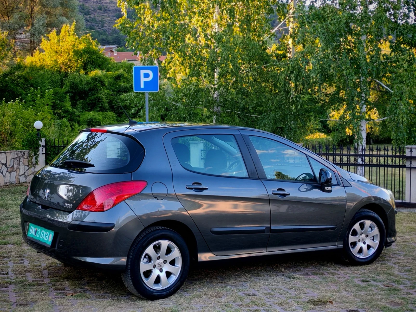 Peugeot 308 1.6HDI(109)* КЛИМАТИК* НОВ ВНОС* , снимка 8 - Автомобили и джипове - 55236554
