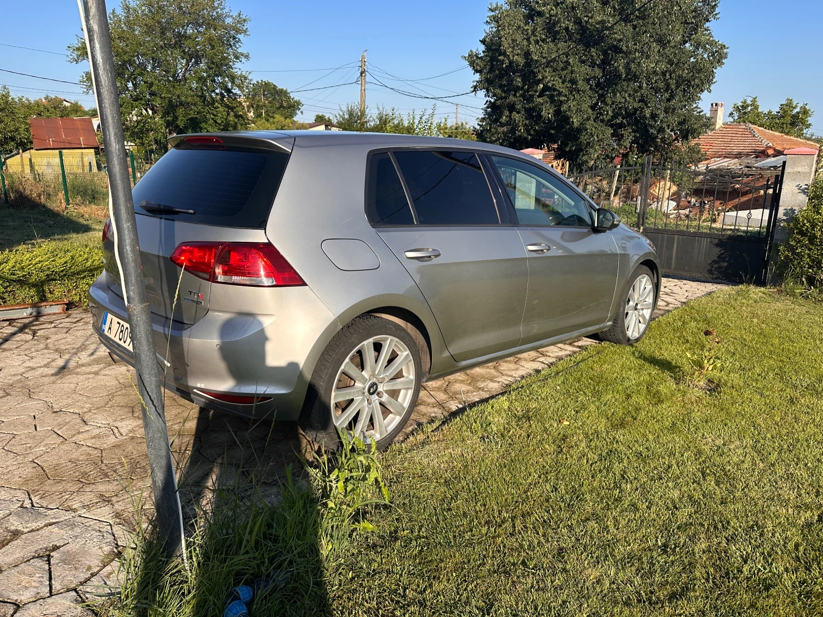 VW Golf 1.6 TDI 110 к.с. | Обслужен | Каско | Реални км, снимка 8 - Автомобили и джипове - 55252994