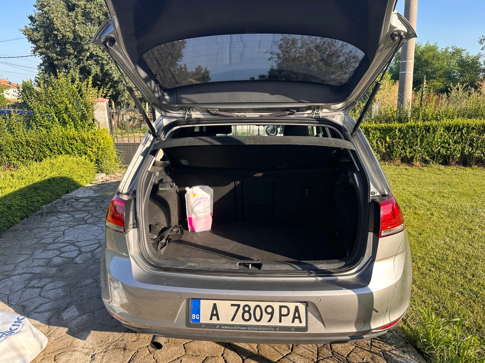 VW Golf 1.6 TDI 110 к.с. | Обслужен | Каско | Реални км, снимка 12 - Автомобили и джипове - 55252994
