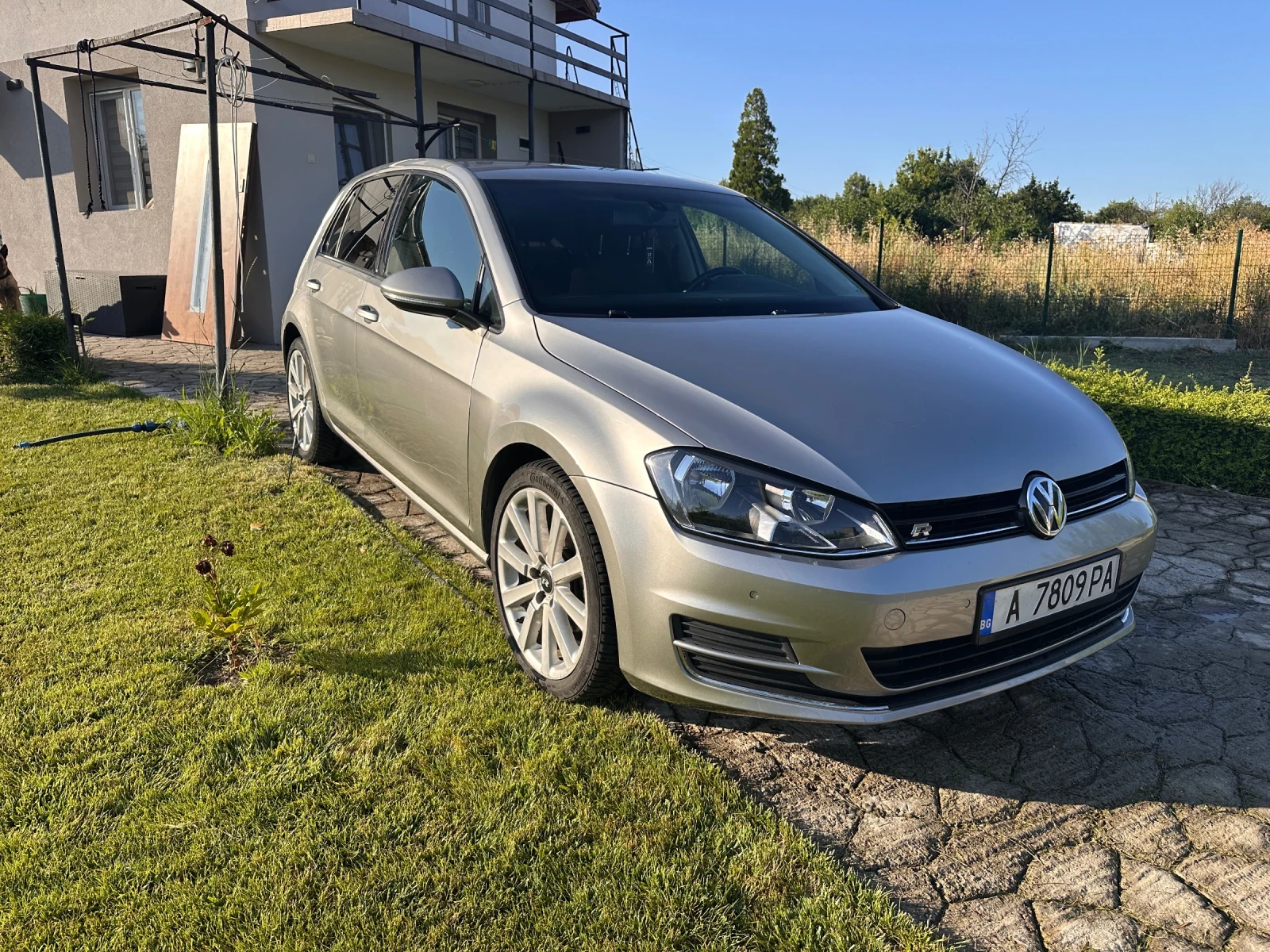 VW Golf 1.6 TDI 110 к.с. | Обслужен | Каско | Реални км, снимка 5 - Автомобили и джипове - 55252994