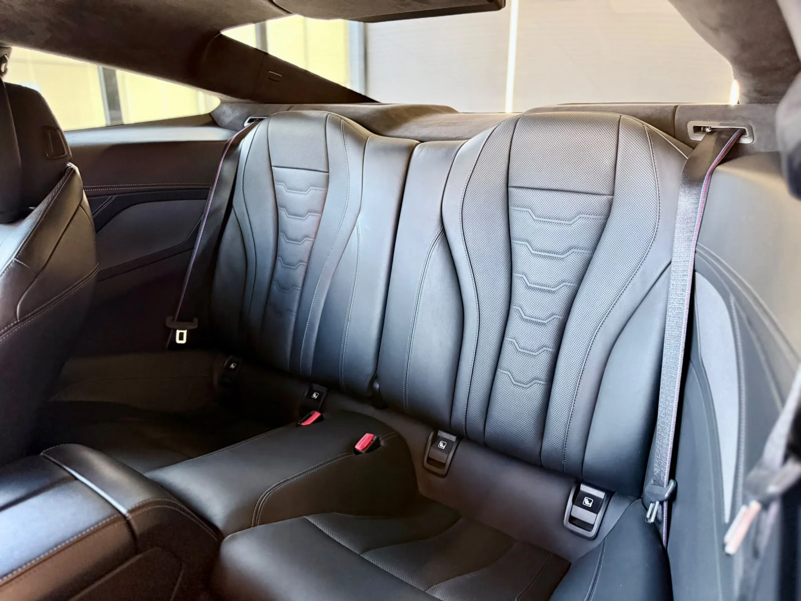 BMW 850 M* Carbon Core* HUD*  Full* Xdrive* ЛИЗИНГ , снимка 14 - Автомобили и джипове - 55302380