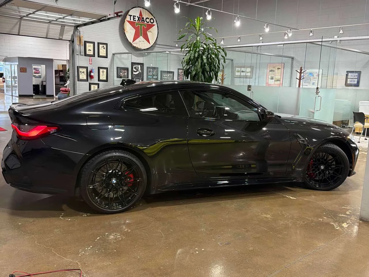 BMW M4 * Competition M xDrive * CARFAX * �������� ������� | Mobile.bg � ����������� 4