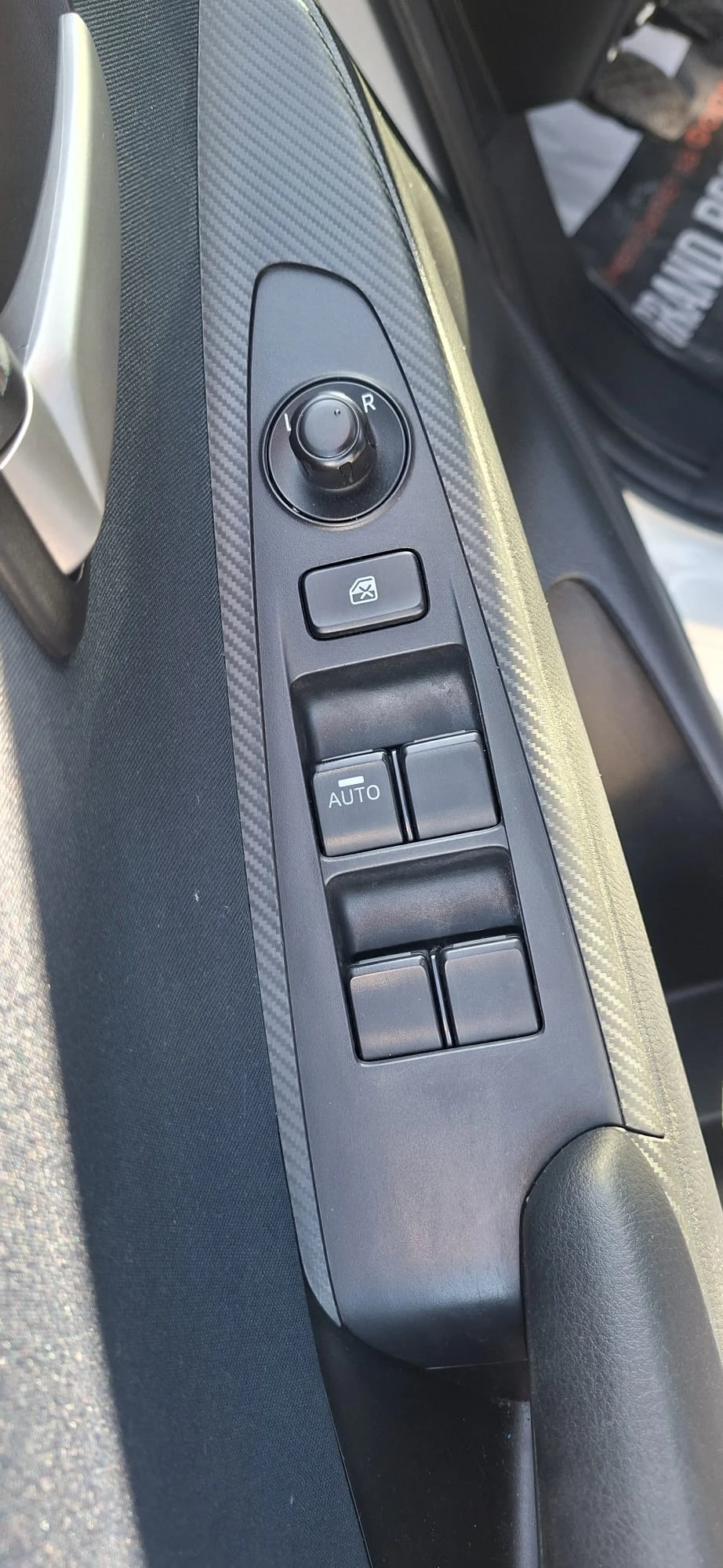 Mazda 2, снимка 6 - Автомобили и джипове - 55499072