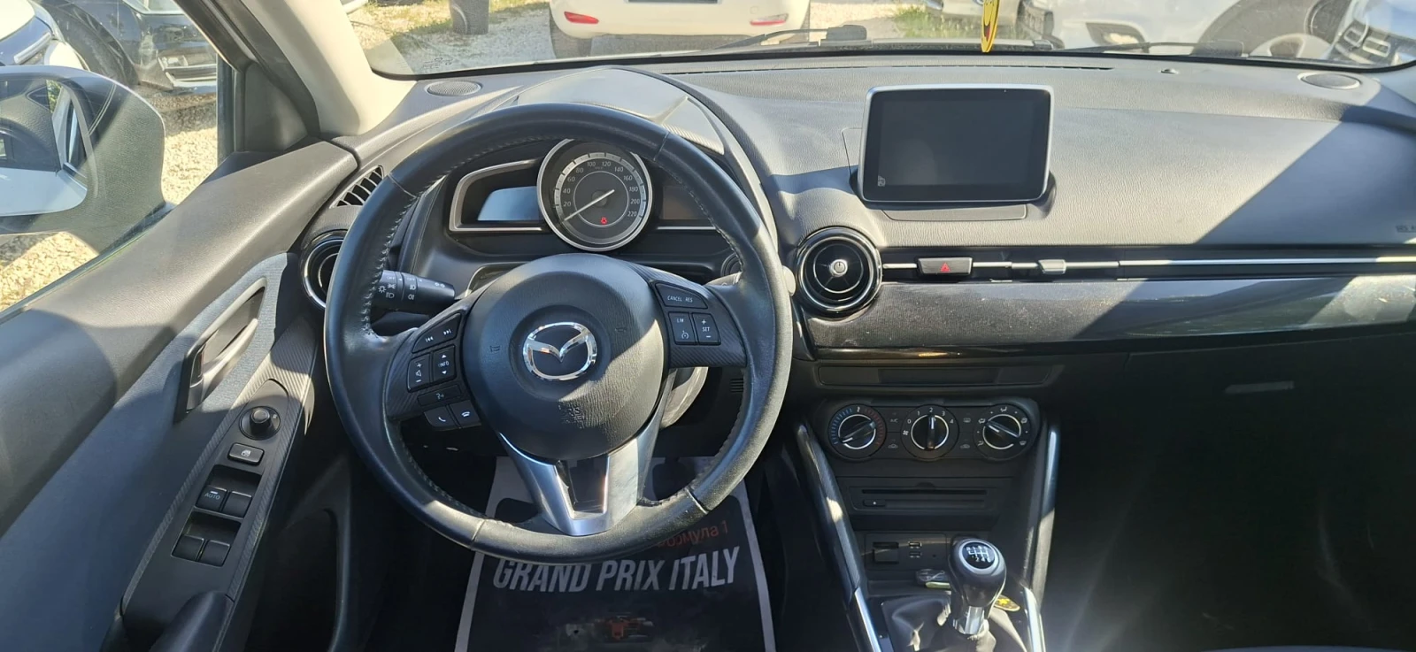 Mazda 2, снимка 5 - Автомобили и джипове - 55499072