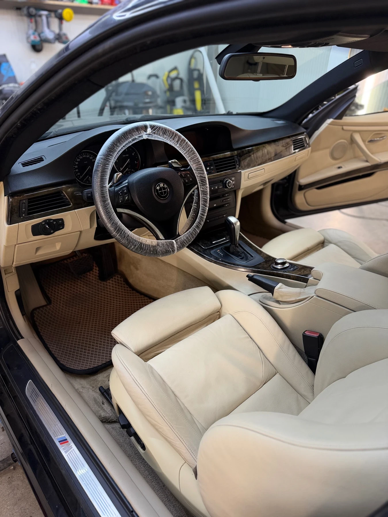 BMW 330, снимка 13 - Автомобили и джипове - 55545841