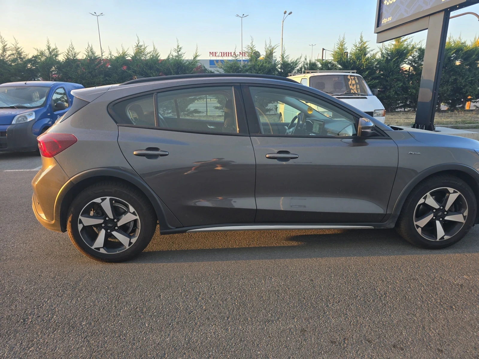 Ford Focus Active, снимка 5 - Автомобили и джипове - 55780396