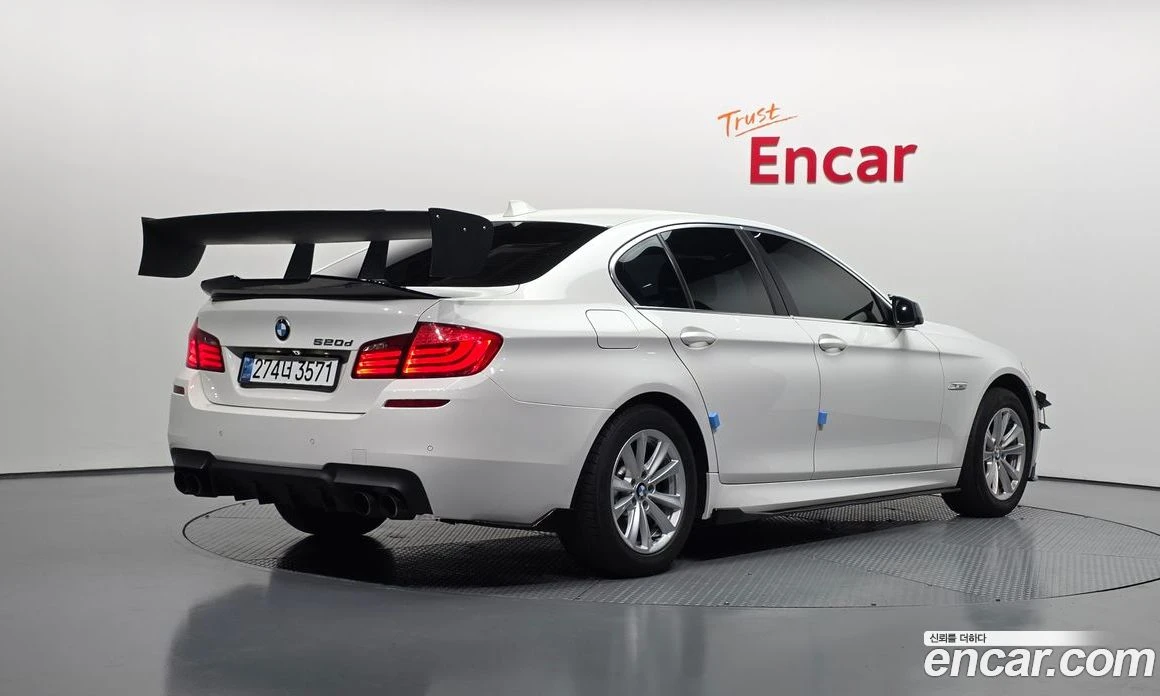 BMW 520 520d, снимка 2 - Автомобили и джипове - 56107515