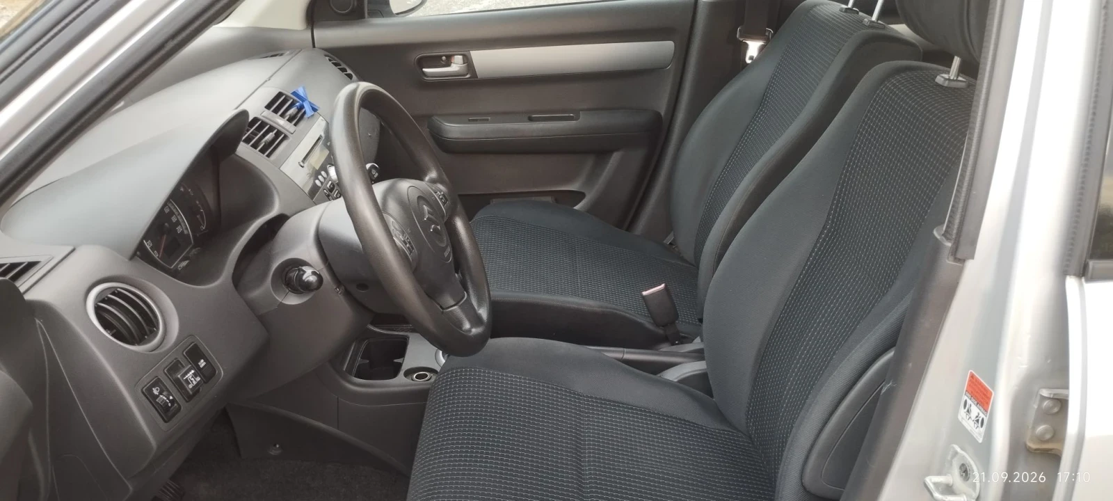 Suzuki Swift Бензин газ, снимка 13 - Автомобили и джипове - 56165845
