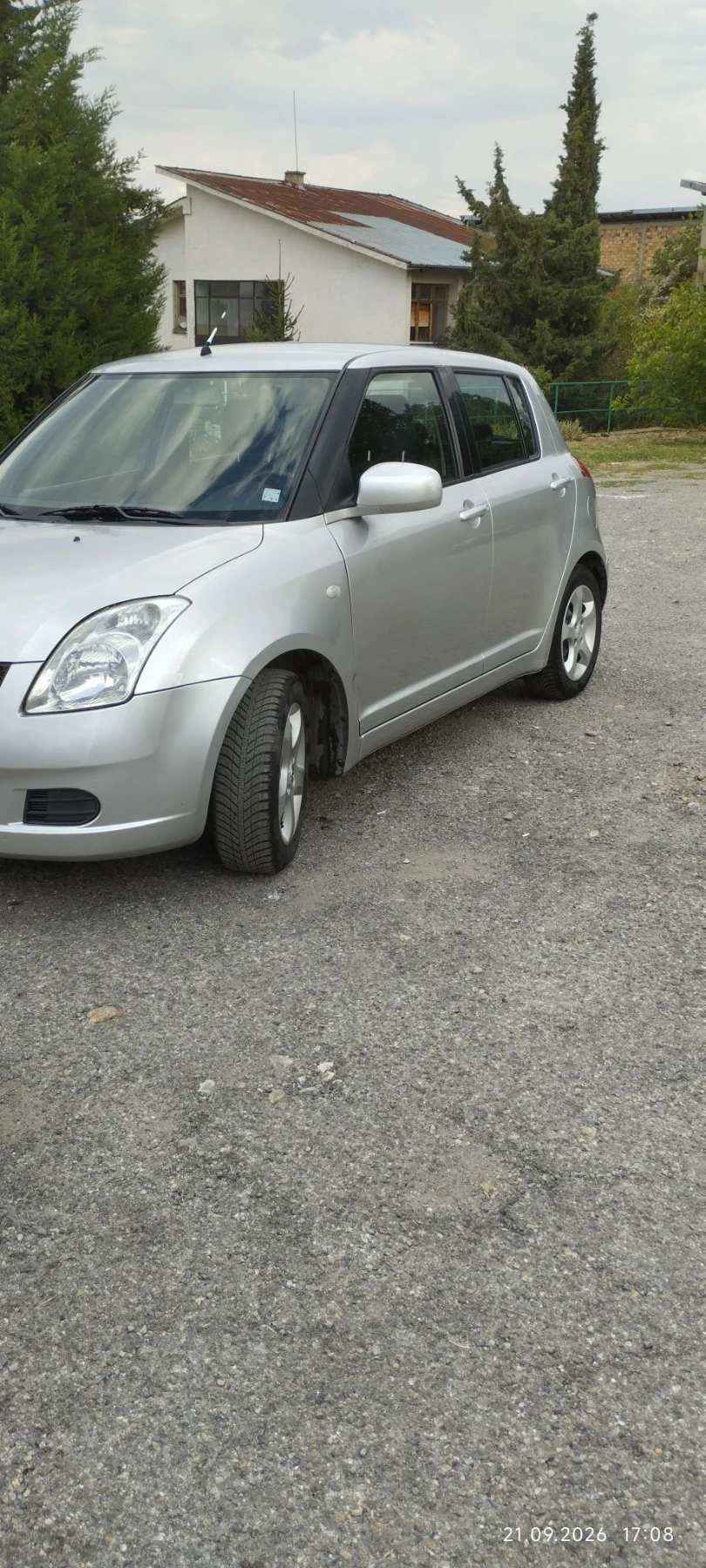 Suzuki Swift Бензин газ, снимка 4 - Автомобили и джипове - 56165845