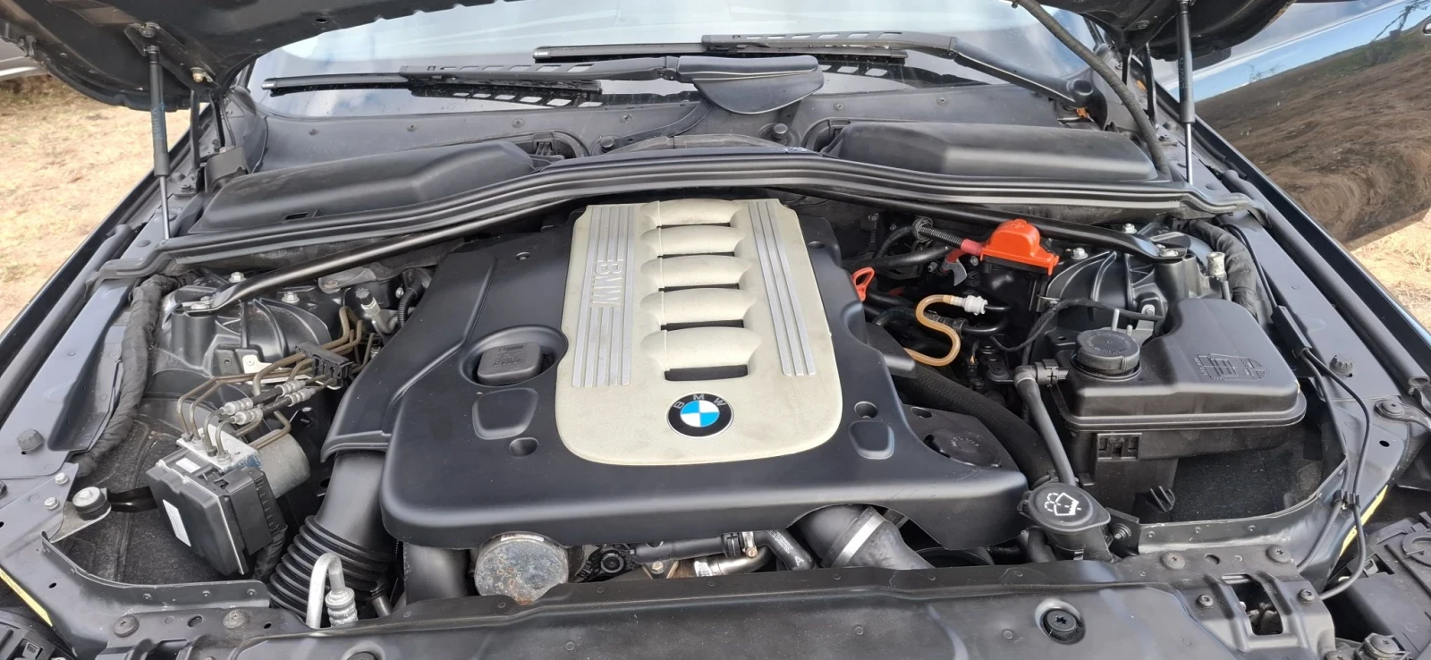 BMW 530 Комби, снимка 4 - Автомобили и джипове - 56171457