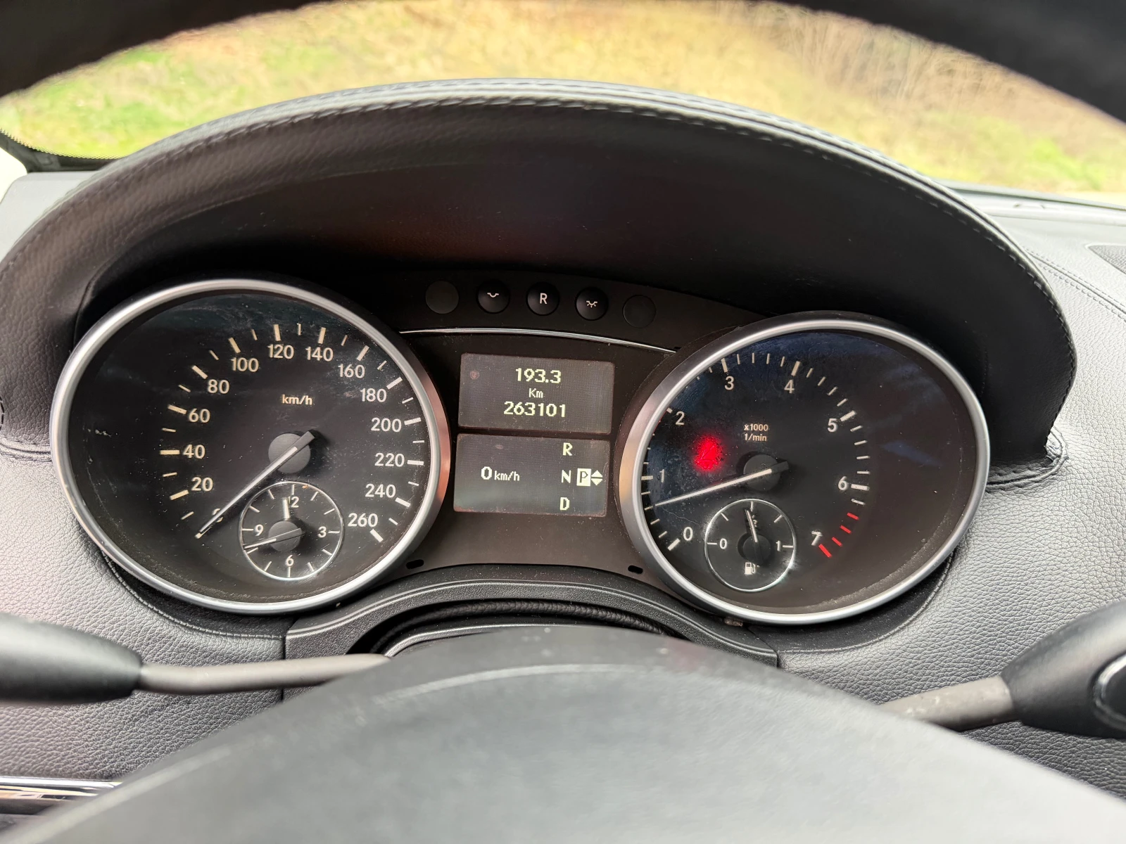Mercedes-Benz ML 550 AMG, снимка 14 - Автомобили и джипове - 56323412